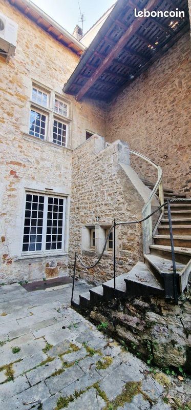 Maison 5 pièces 137 m² · à Cuiseaux · 137 m² · 123 000 €
