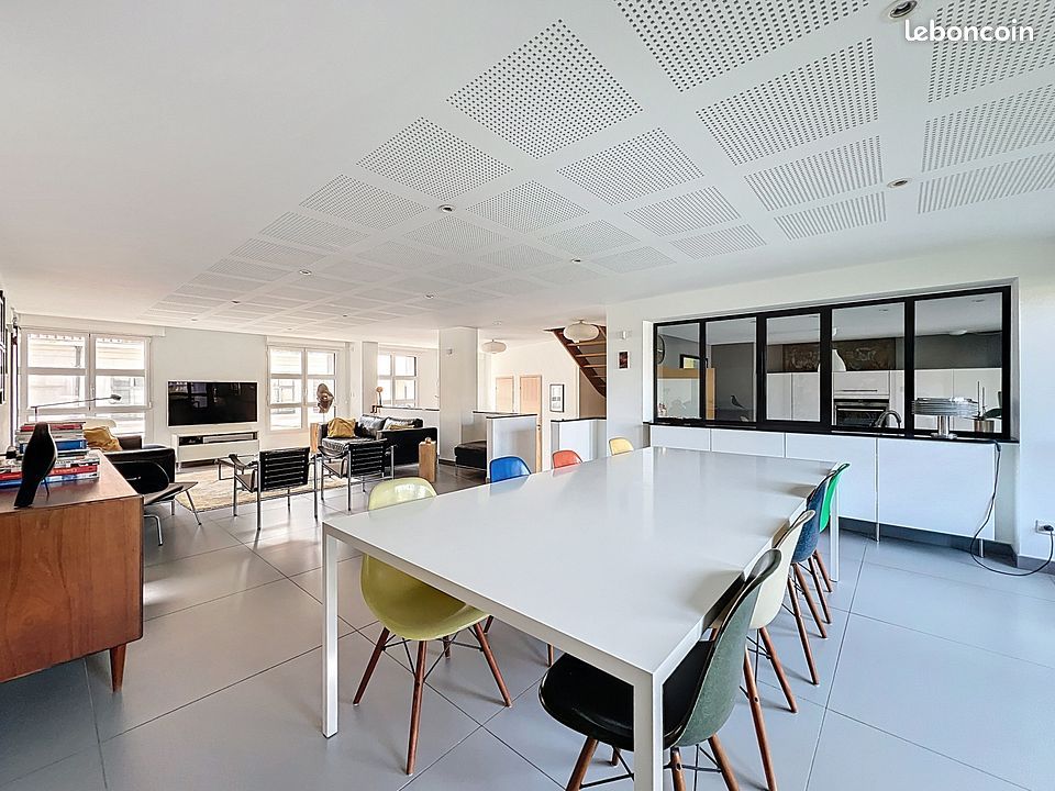 Maison 7 pièces 210 m² · à Lille · 210 m² · 945 000 €