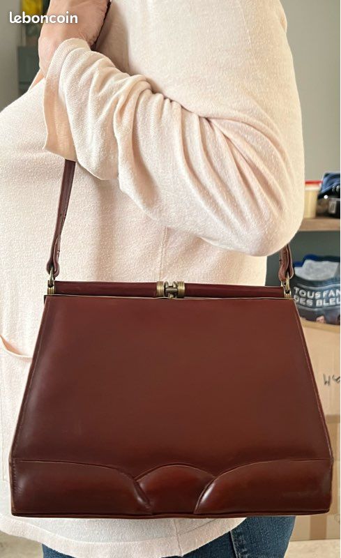 Sac à main vintage fait main design casquette jockey femme