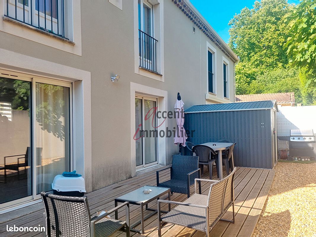 Maison 3 pièces 74 m² · à L'Isle-sur-la-Sorgue · 74 m² · 265 000 €