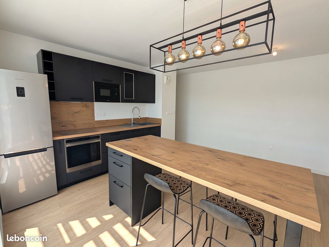 Appartement 3 pièces 65 m² · à Saint-Médard-en-Jalles · 65 m² · 1 150 €/mois