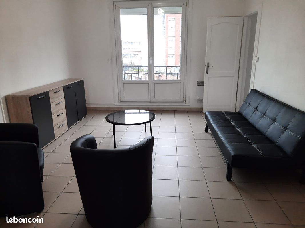 Appartement 2 pièces 49 m² · à Douai · 49 m² · 700 €