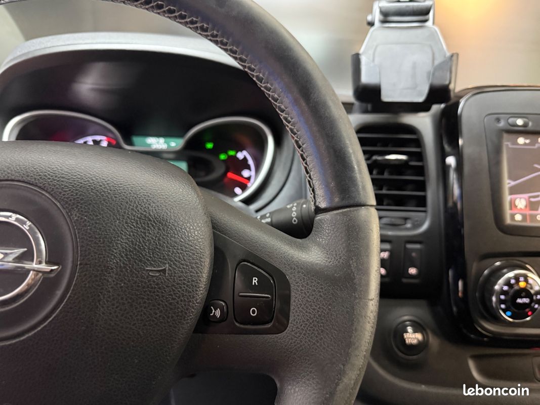 Opel vivaro vu fourgon 1.6 cdti bi-turbo 125 l1h1 ecoflex pack plus clim start-stop / gps / camera / mains-libre (image 26)