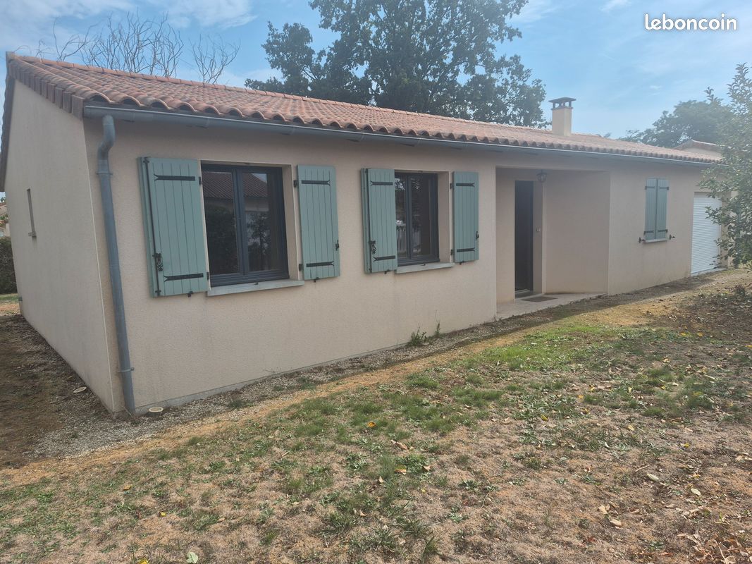 Maison 5 pièces 110 m² · à Rouillé · 110 m² · 800 €/mois