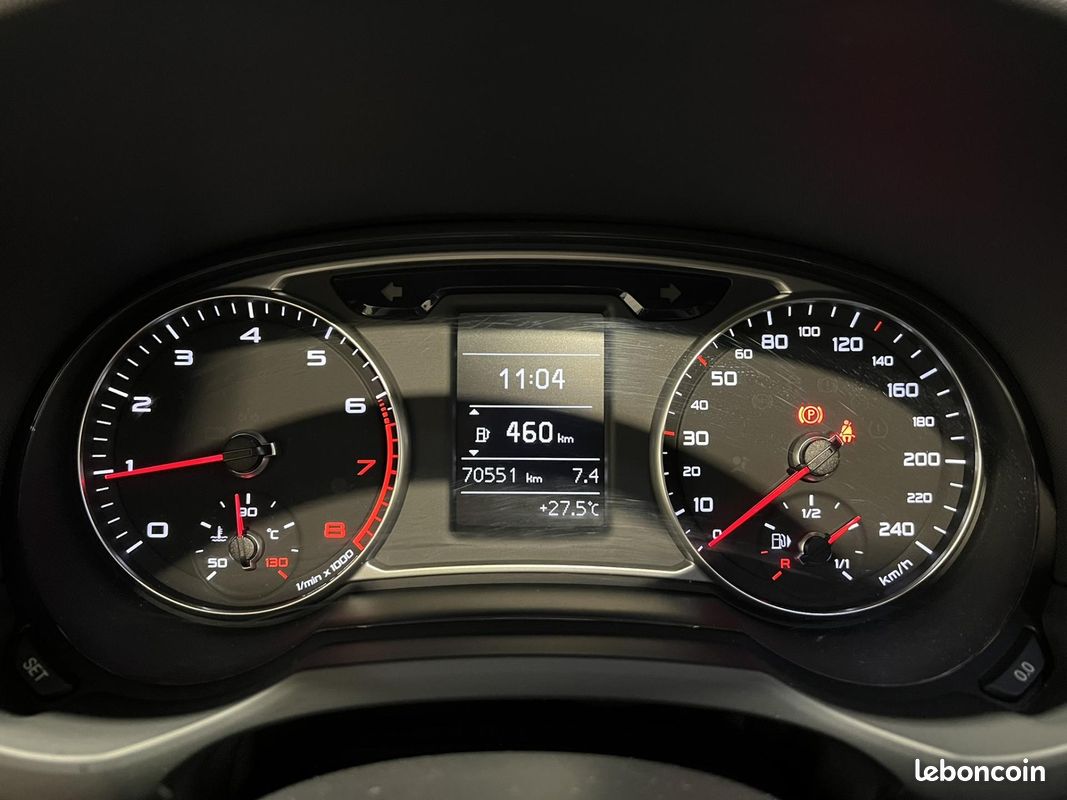 AUDI A1 SPORTBACK 1.2 TFSI 86 S Line (image 11)