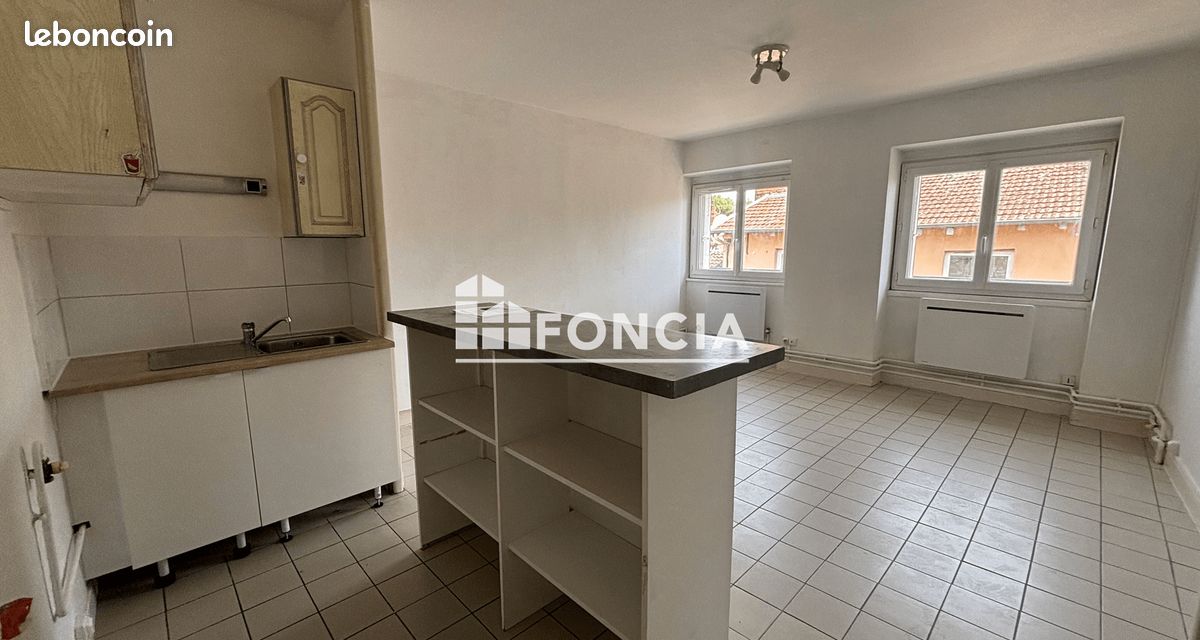 Appartement 1 pièce 25 m² · à Neuville-sur-Saône · 25 m² · 400 €/mois