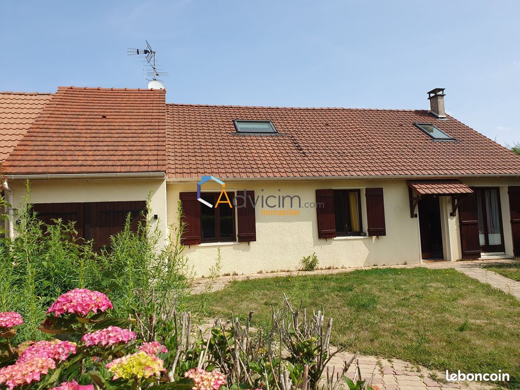 Maison 5 pièces 112 m² · à Saint-Firmin-des-Bois · 112 m² · 900 €/mois