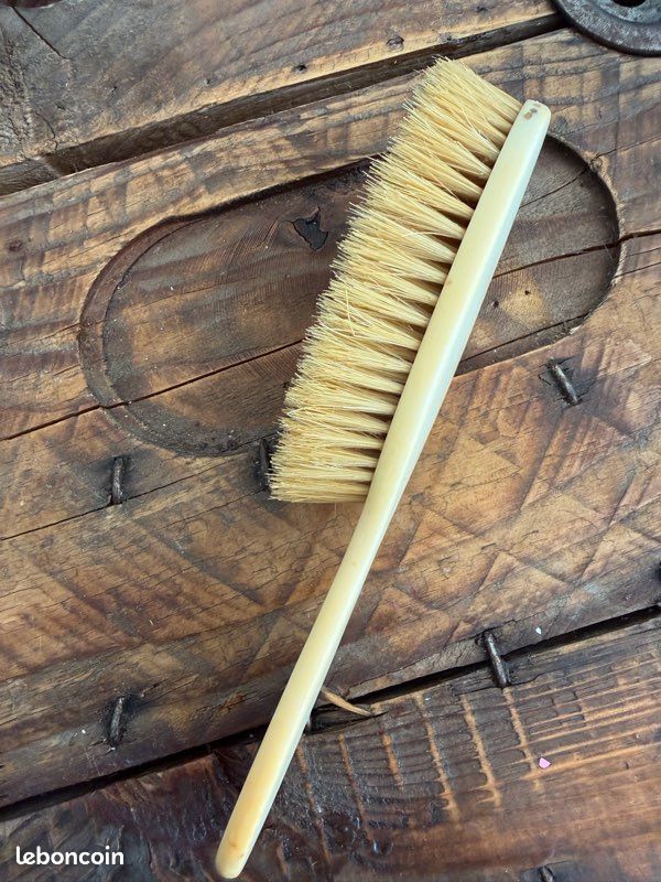 Newman And Cole Brosse à Main En Bois Naturel Poils Durs Rigides - Nettoyage Sol, Atelier Et Moquette