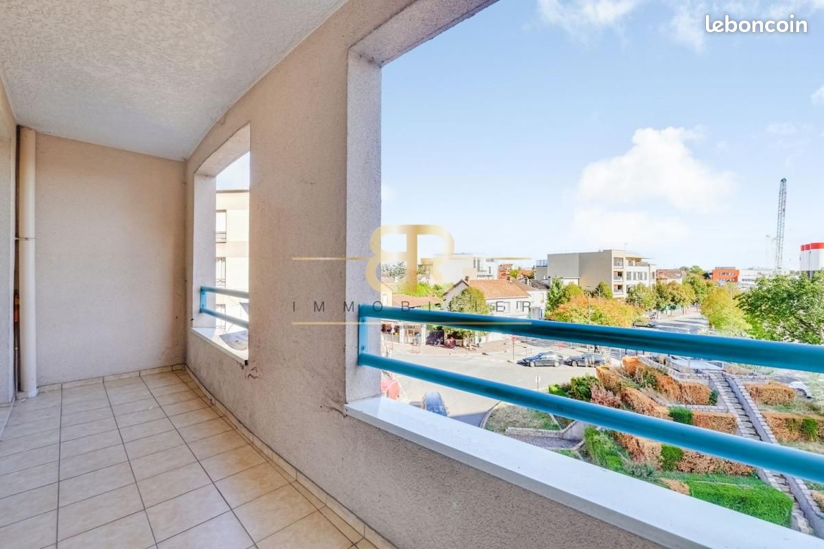 Appartement 3 pièces 65 m² · à Bondy · 65 m² · 210 000 €