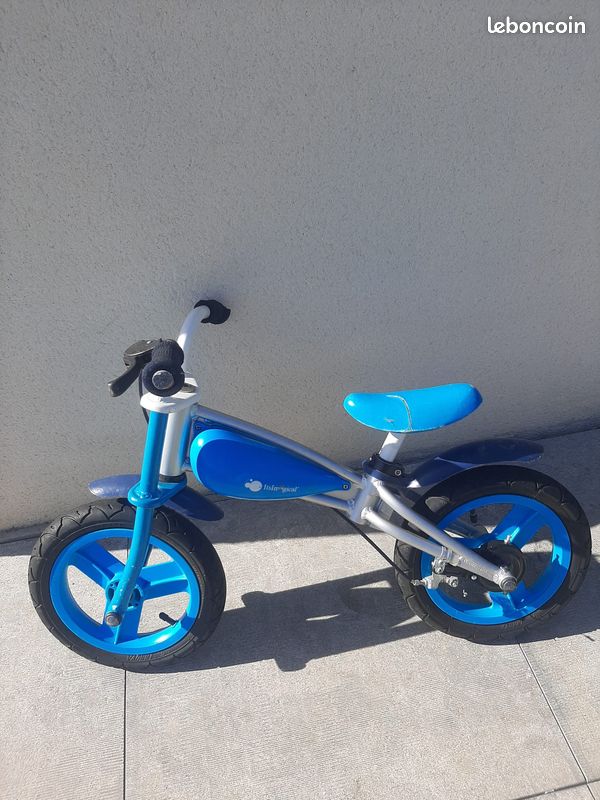 Velo et draisienne style petite moto (image 1)