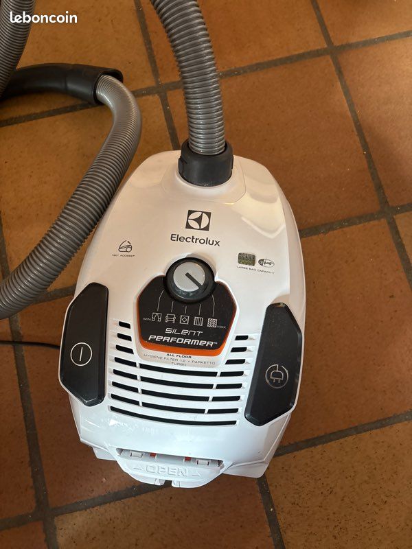 Aspirateur Electrolux Électroménager