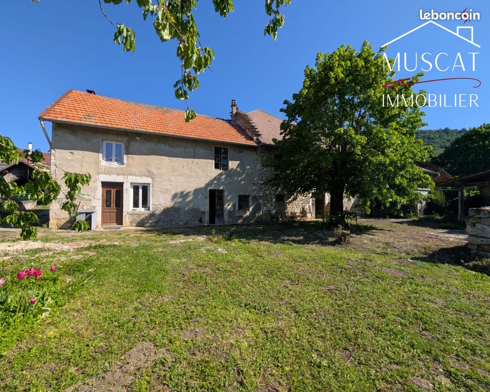 Maison 6 pièces 166 m² · à Brégnier-Cordon · 166 m² · 270 000 €