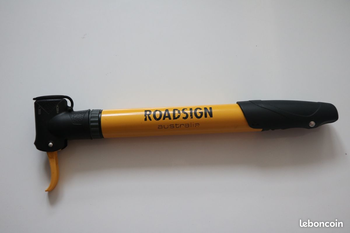Vintage NOS Bicycle Pump 'KTM' Presta valve for RALEIGH