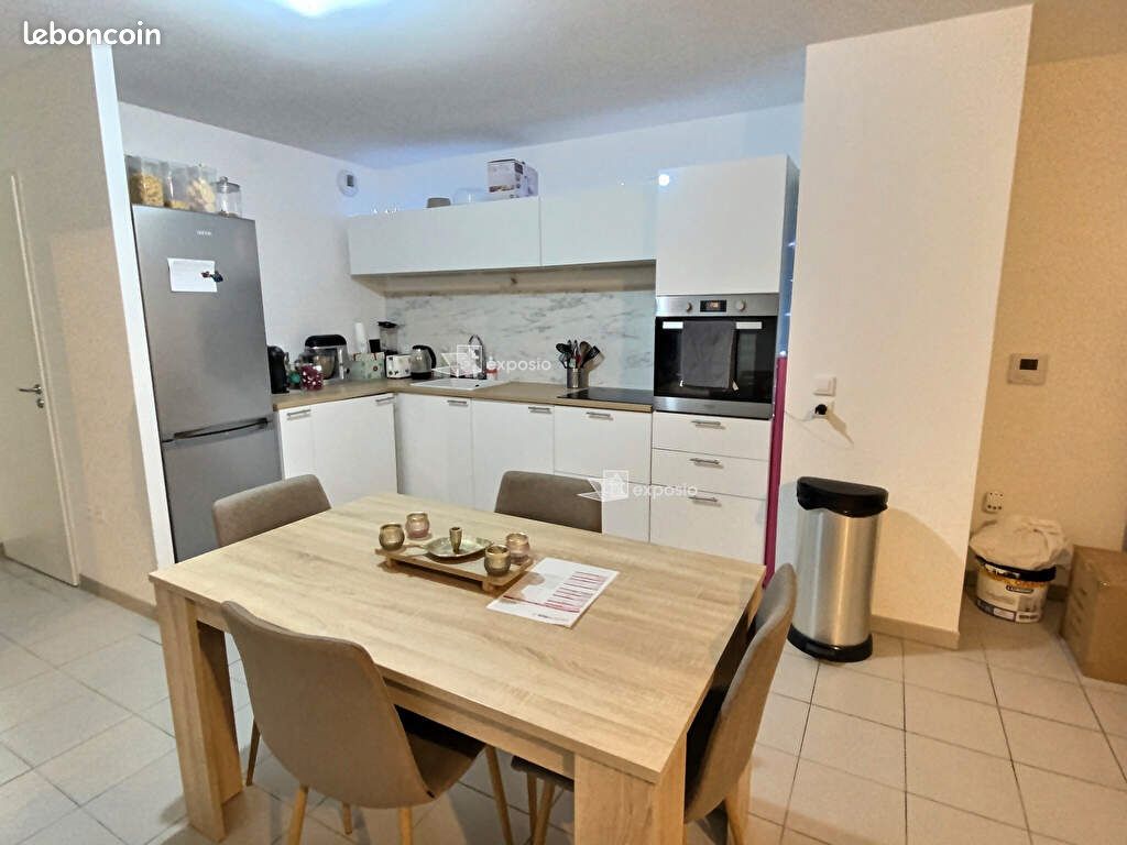 Appartement 3 pièces 61 m² · à Marseille · 61 m² · 931 €/mois