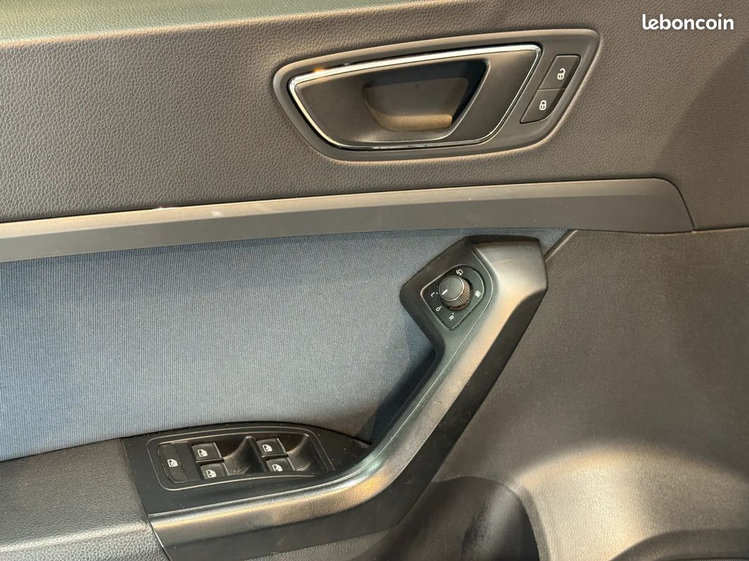 SEAT Ateca 2.0 TDI 150ch Style 4DRIVE 2016 / Distribution récente / CarPlay / Caméra de recul (image 23)
