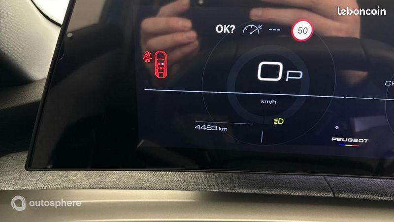 Peugeot 3008 1.2 Hybrid 136ch Allure e-DCS6 (image 9)