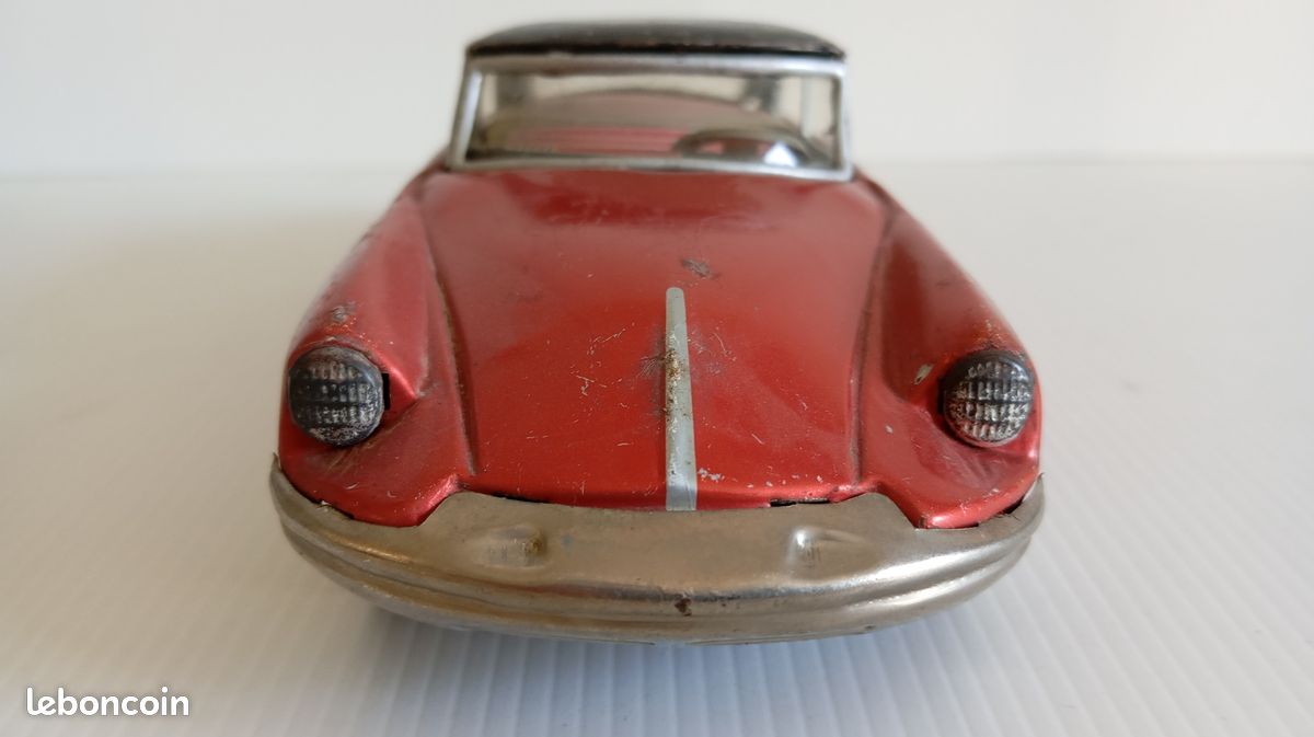 Ami-6 Citroën break en tôle à friction JOUSTRA 2108 + boîte d'origine (1965) Tôleémaillée