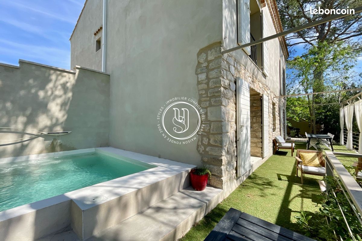 Maison 5 pièces 210 m² · à Uzès · 210 m² · 769 000 €