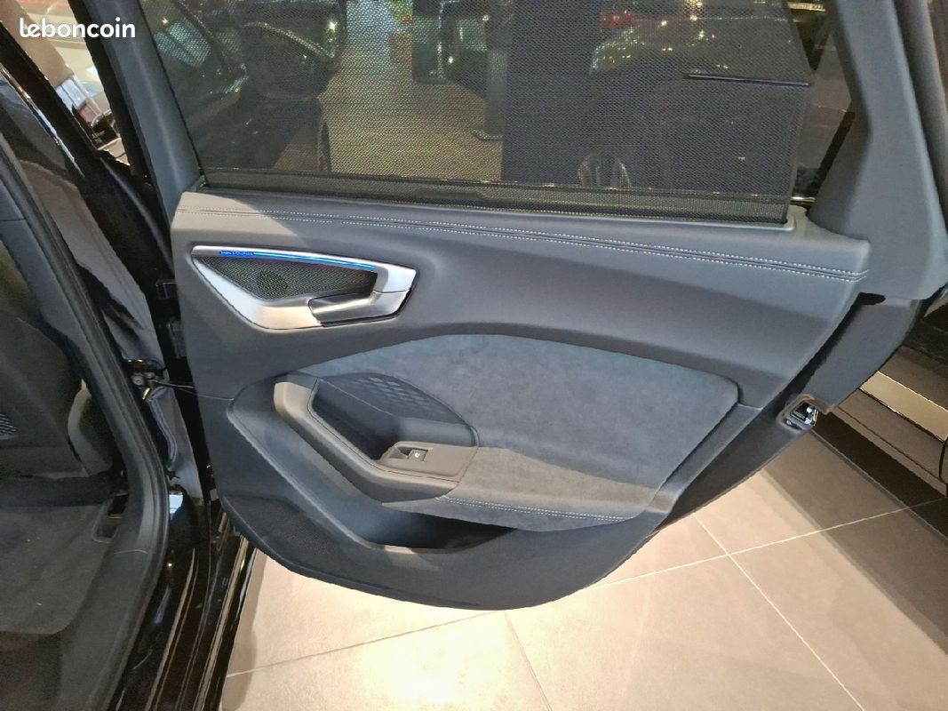 AUDI A5 Avant TFSI 204 ch S tronic 7 S line (image 29)