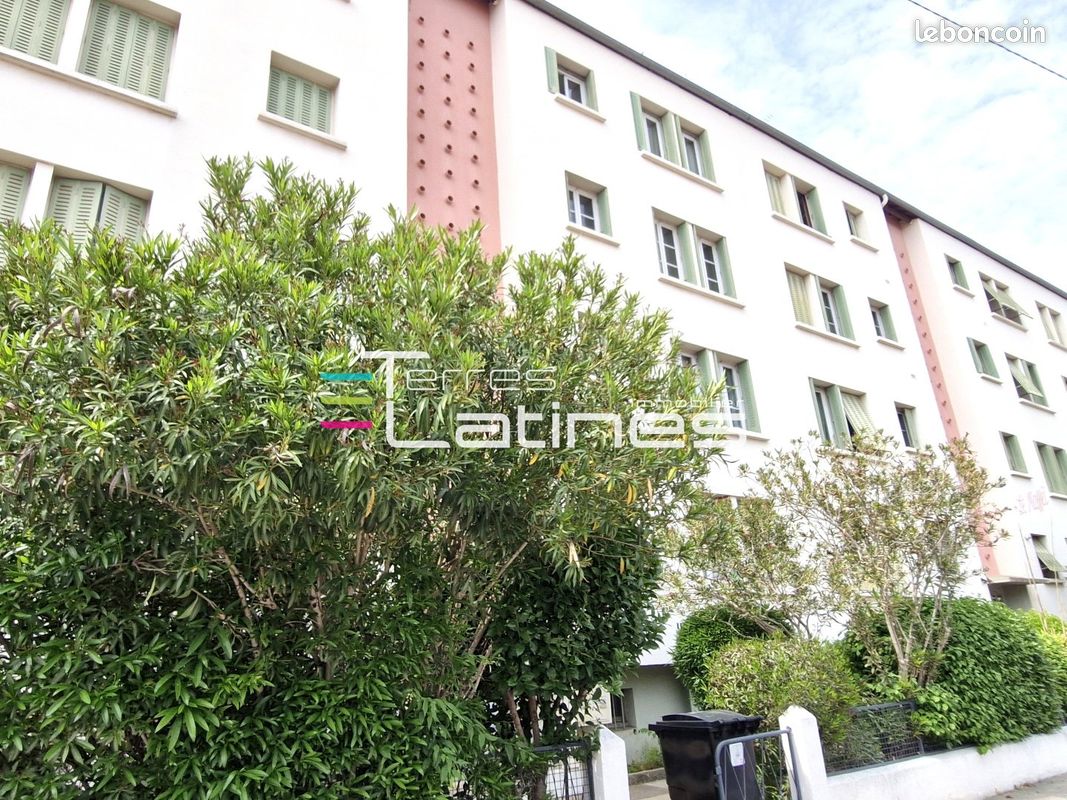 Appartement 4 pièces 59 m² · à Nîmes · 59 m² · 615 €