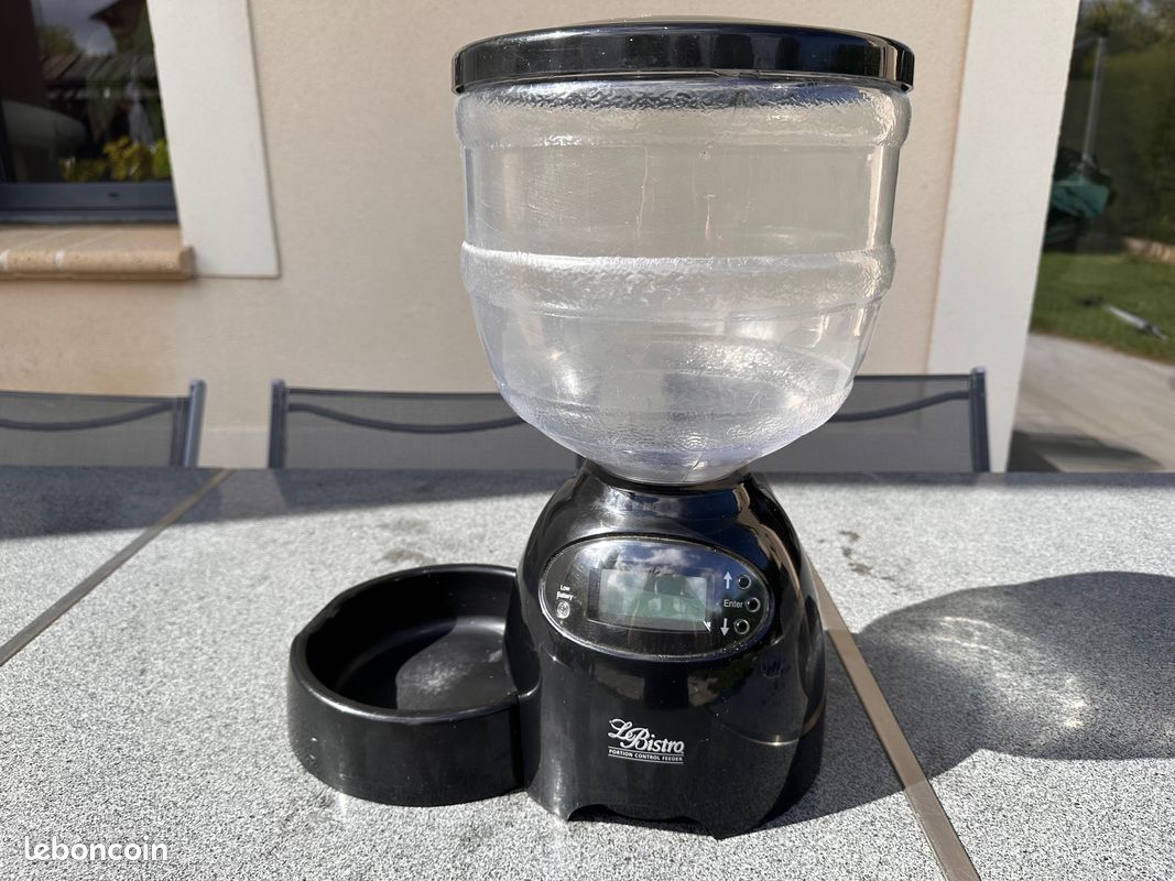 Le Bistro Petmate Programmable Pet Feeder 18 Cups Buy Aspenpet