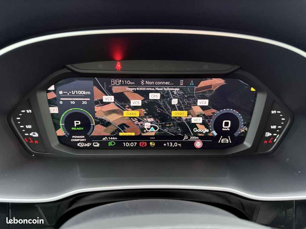 AUDI Q3 45 TFSIe 245 ch S tronic 6 S line (image 23)