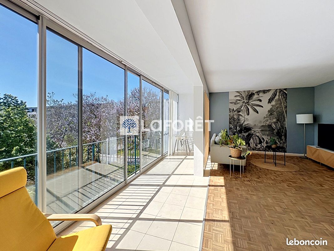 Appartement 5 pièces 102 m² · à Le Chesnay-Rocquencourt · 102 m² · 1 800 €/mois
