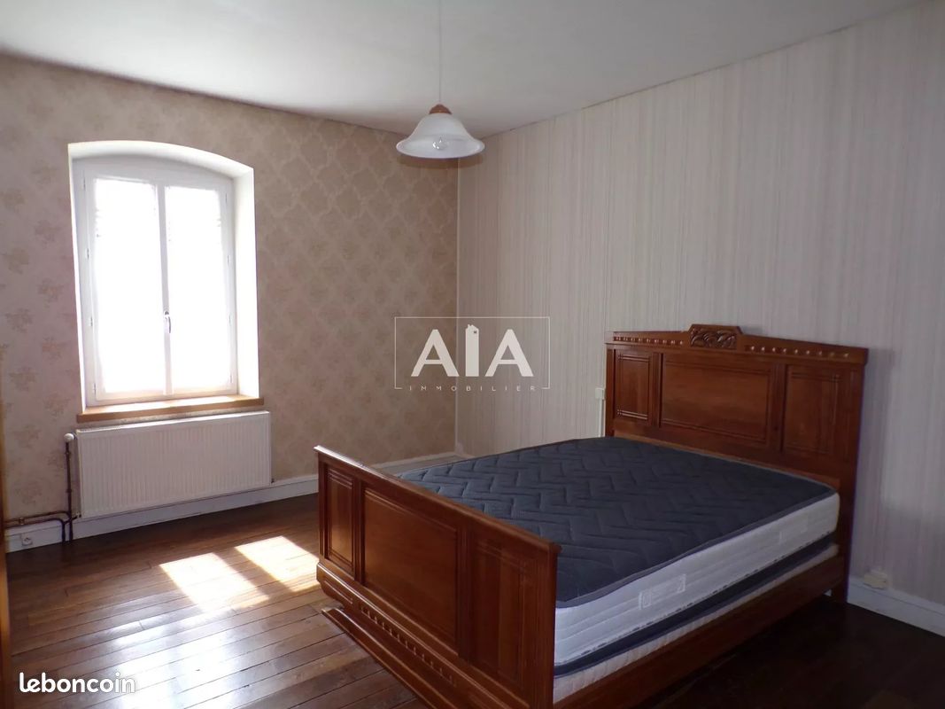 Maison 6 pièces 110 m² - Champagne-Mouton 16350 (image principale 7)