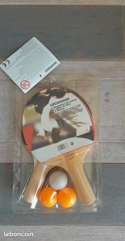 Lot de 2 Raquettes de Tennis de Table en bois + 3 Balles (image 2)