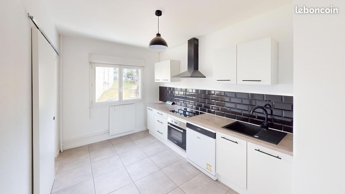 Appartement 3 pièces 63 m² · à Saint-Étienne · 63 m² · 640 €