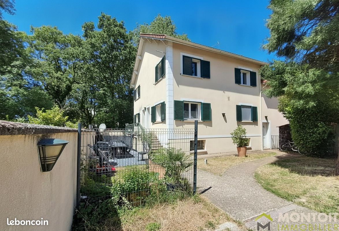 Appartement 3 pièces 55 m² · à Yerres · 55 m² · 220 000 €