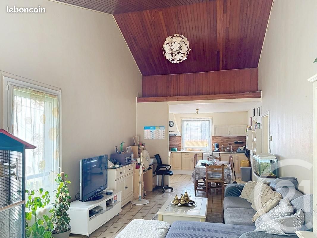 Maison 6 pièces 103 m² · à Soyaux · 103 m² · 155 150 €