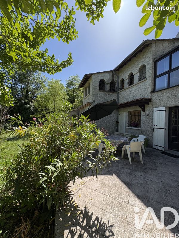 Maison 5 pièces 135 m² · à Saillans · 135 m² · 260 000 €