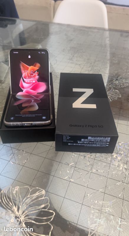 Samsung Z flip 3 5G (image 2)
