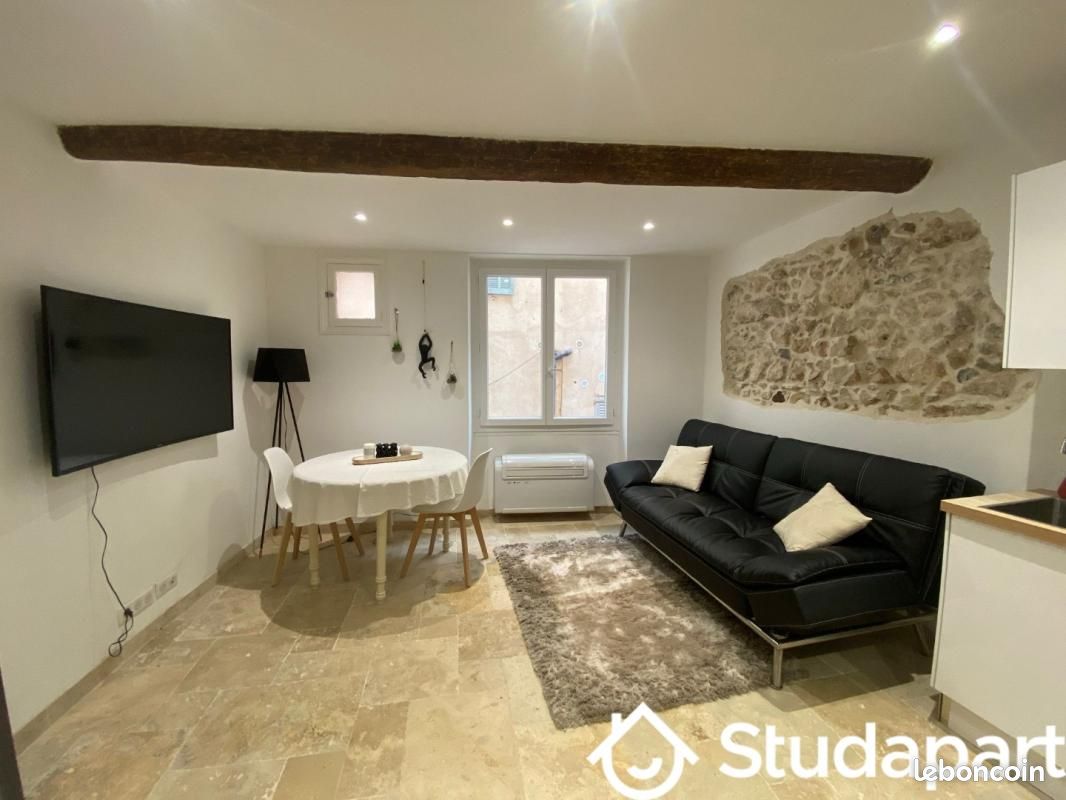 Appartement 1 pièce 38 m² · à Antibes · 38 m² · 800 €