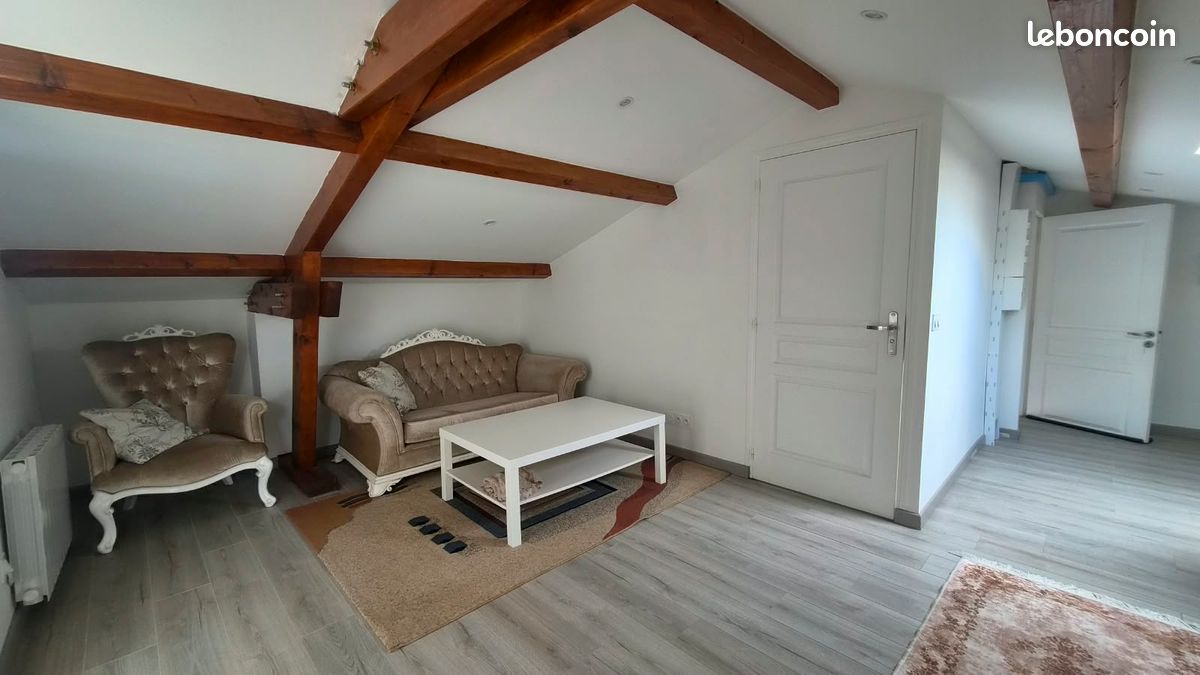 Appartement 3 pièces 40 m² · à Bron · 39,8 m² · 1 200 €/mois