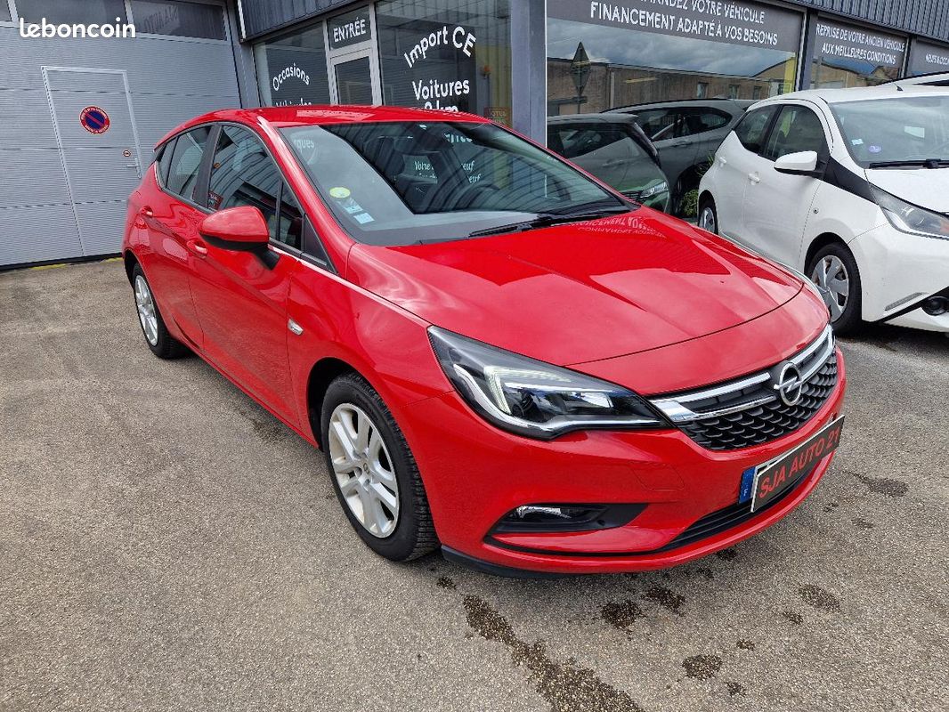 Opel Astra 1.6 CDTI 110 ch Start/Stop Edition (image 1)
