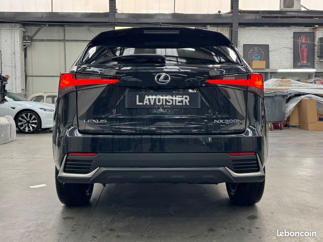 Lexus NX 300h 2WD Luxe Plus MY21 (image 3)