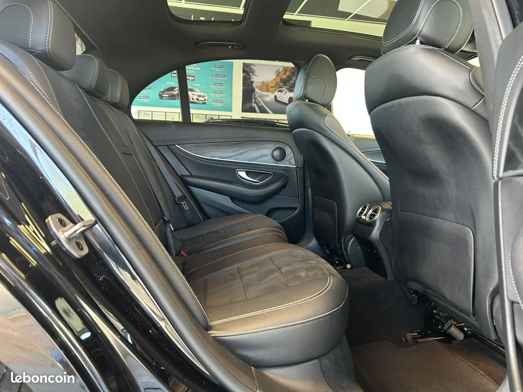 MERCEDES CLASSE E E 220 D - BVA 9G-Tronic BERLINE - AMG Line - TOIT OUVRANT - CAMERA 360 - ENTRETIEN COMPLET - 2EME (image 14)