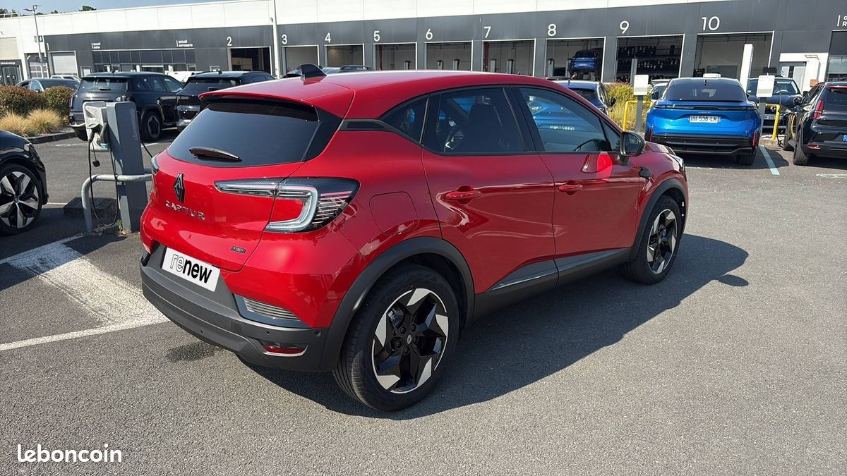 Renault captur e tech full hybrid 145 ch techno (image 2)