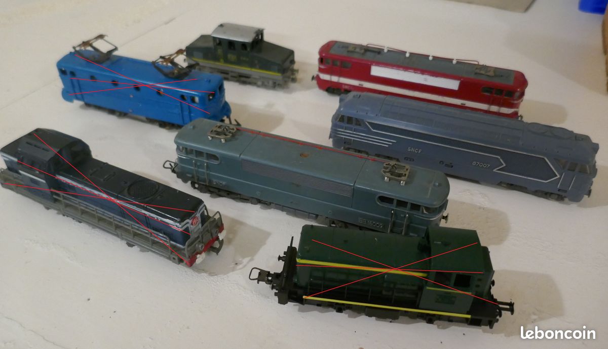 Lot FOBBI, JOUEF HO Loco, wagons, camion de nettoyage etc