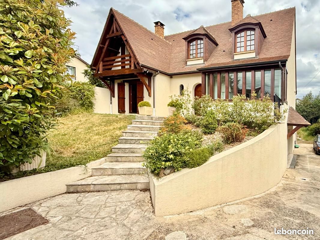 Maison 5 pièces 137 m² · à Gagny · 137 m² · 549 000 €