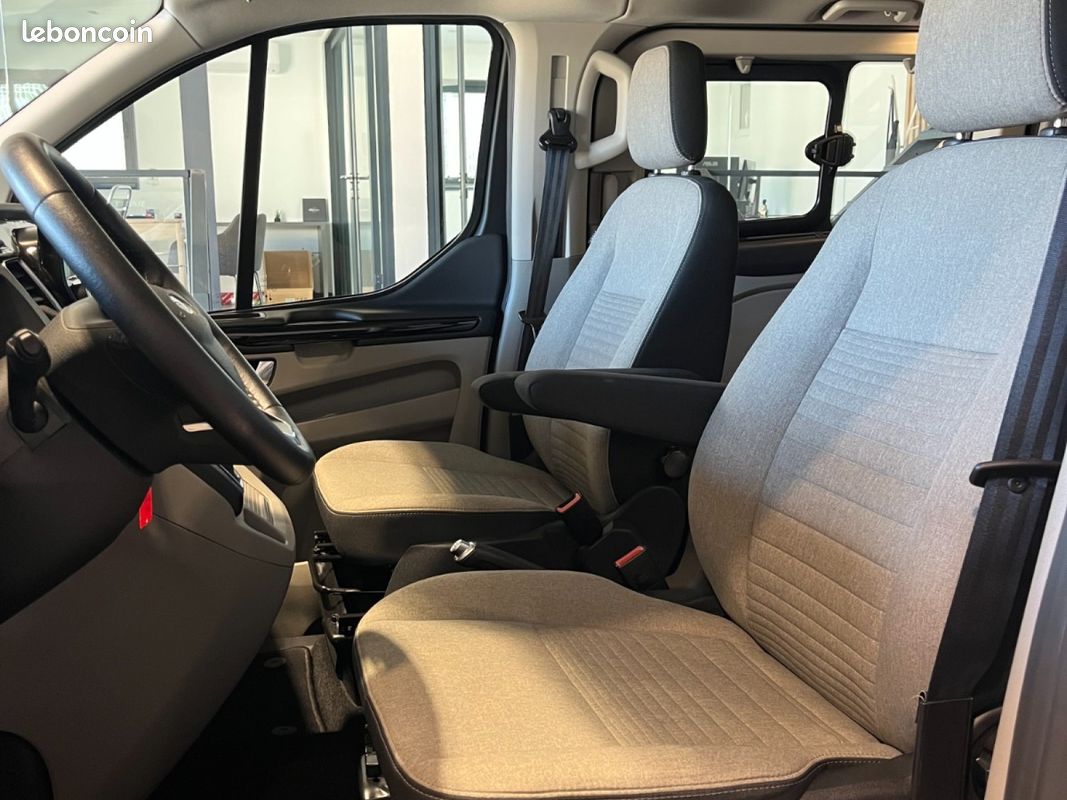 FORD TOURNEO CUSTOM 320 L1H1 1.0 EcoBoost 120 Phev Titanium (image 11)