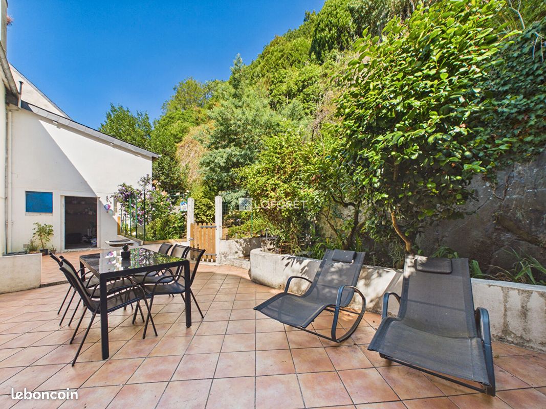 Maison 7 pièces 167 m² · à Port-Launay · 167 m² · 209 900 €