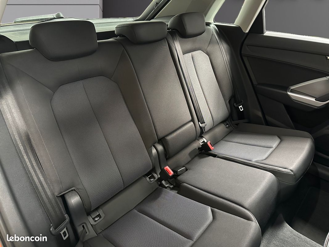 AUDI Q3 2.0 TDI 150 S TRONIC 150Ch Virtual Cockpit Attelage Amovible Garantie 12 mois (image 11)