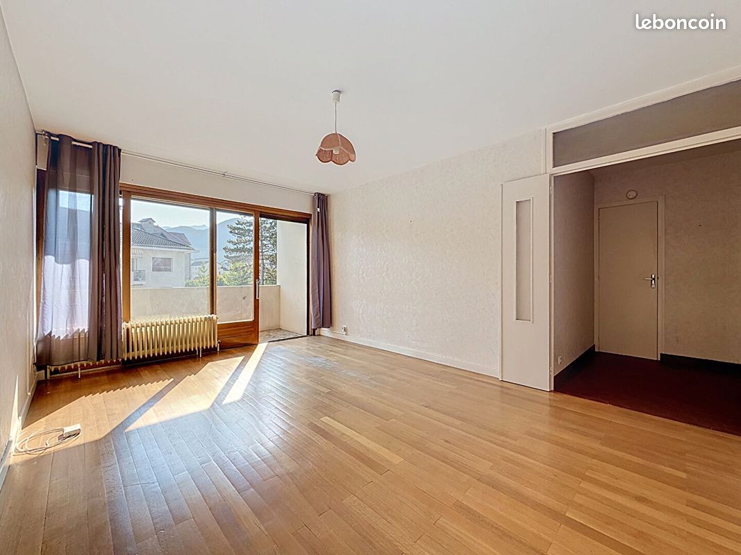 Appartement 2 pièces 42 m² · à Annecy · 42 m² · 295 000 €