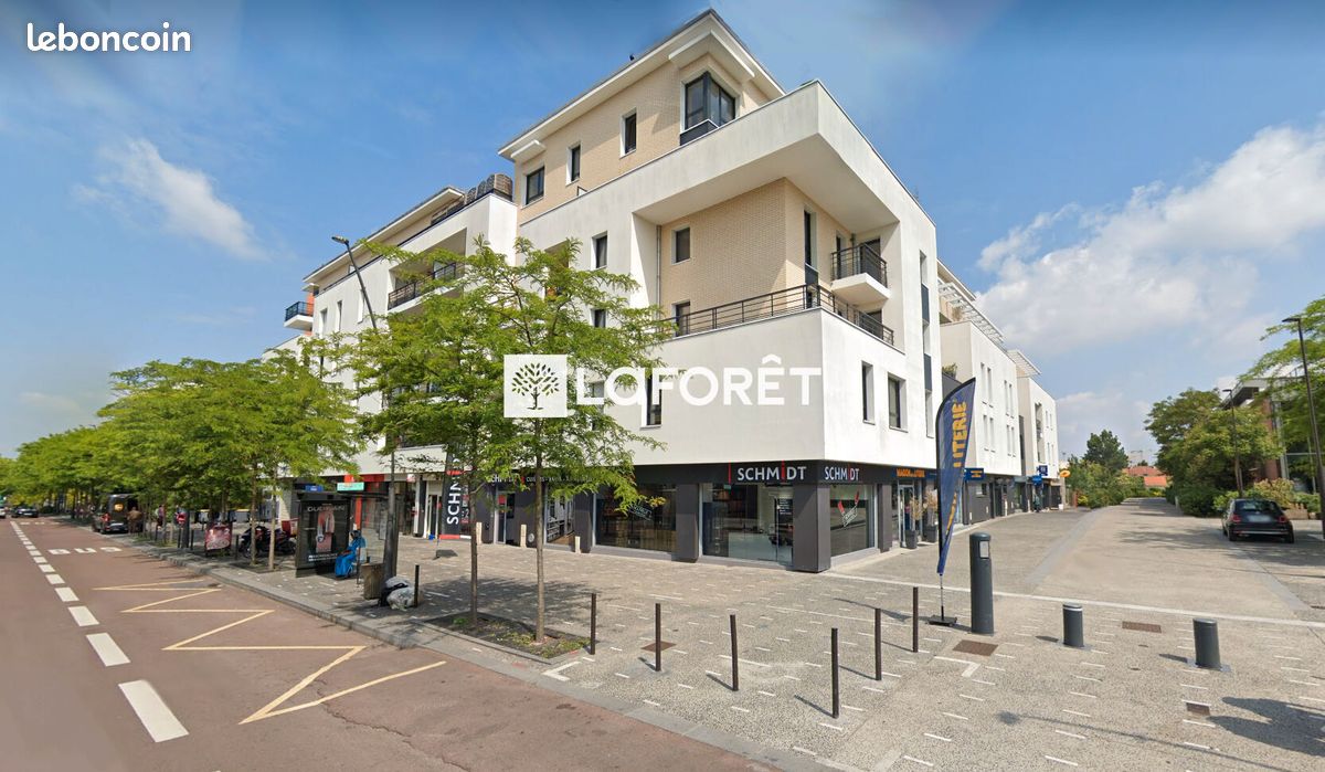 Appartement a louer rueil-malmaison - 4 pièce(s) - 105 m2 - Surfyn