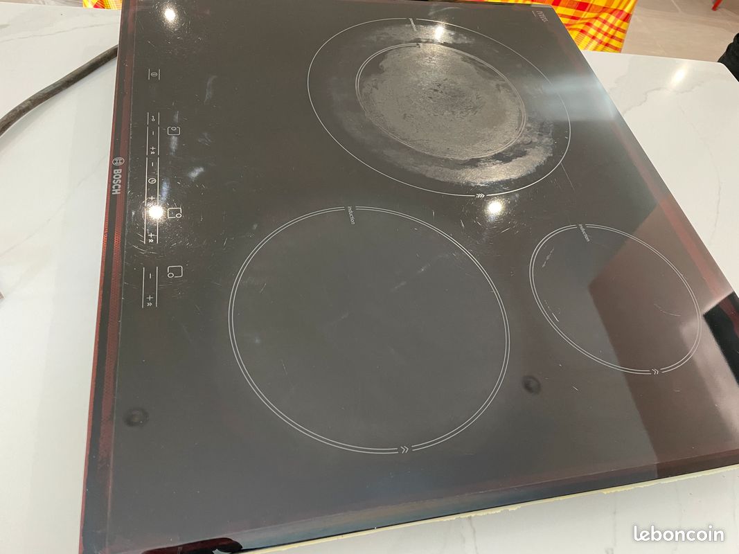 Plaque de cuisson à induction (image 1)