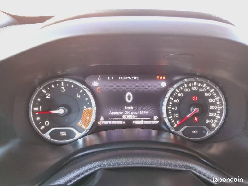 Jeep Renegade 1.6 MultiJet 130ch Limited MY21 (image 14)