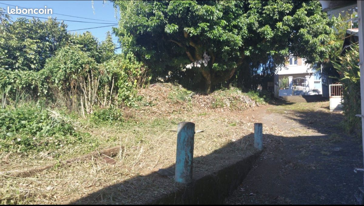 Terrain 262 m² · à Sainte-Suzanne · 262 m² · 87 135 €